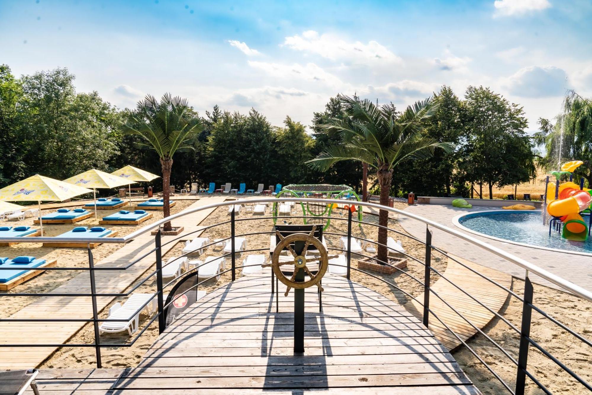 Chaty - Resort Aqua Maria Velaty Exterior photo
