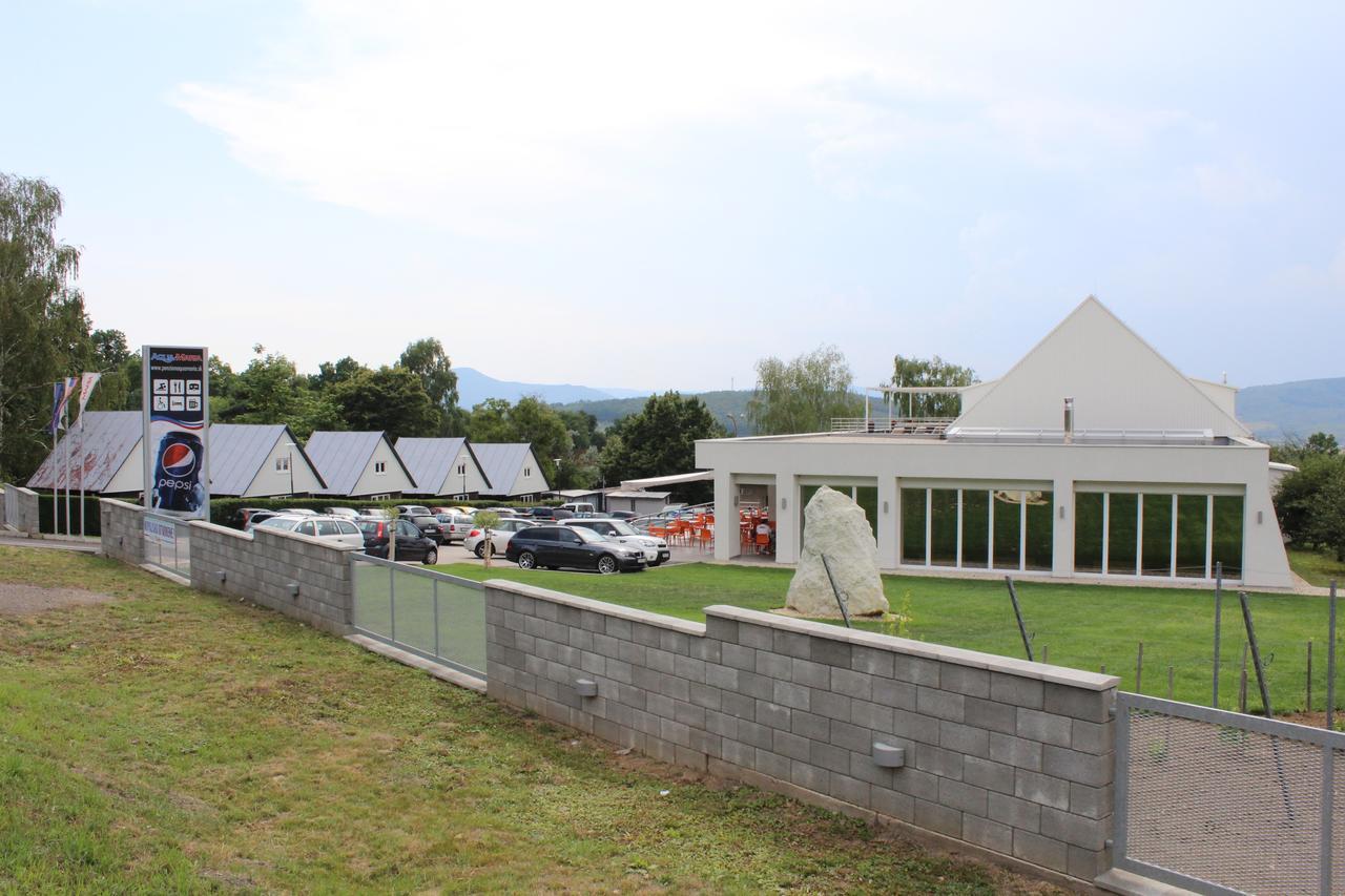 Chaty - Resort Aqua Maria Velaty Exterior photo